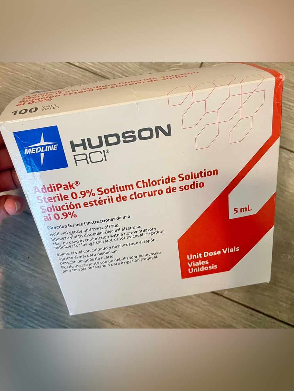 Medline Hudson RCI AddiPak Sterile 0.9% Sodium Chloride Solution - 100 5mL Vials